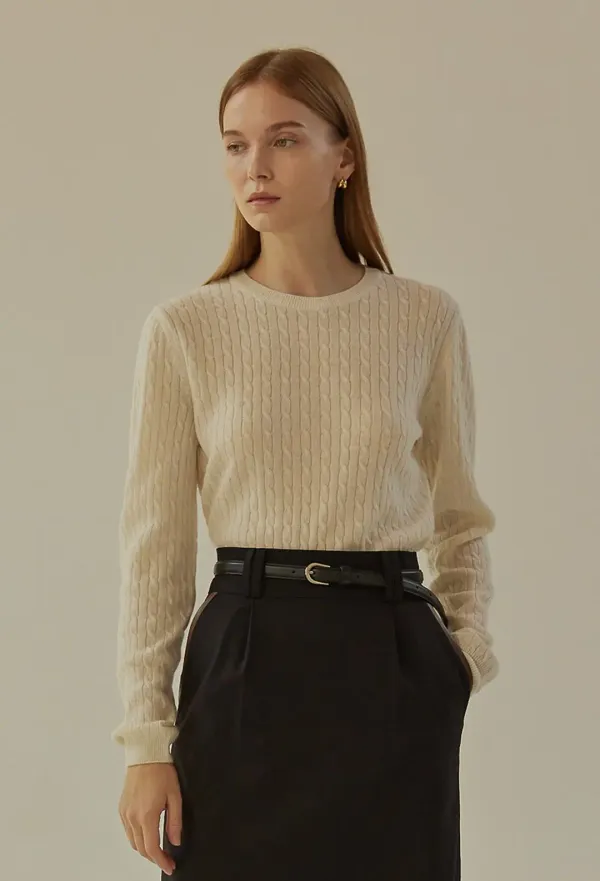 SERIE CABLE KNIT