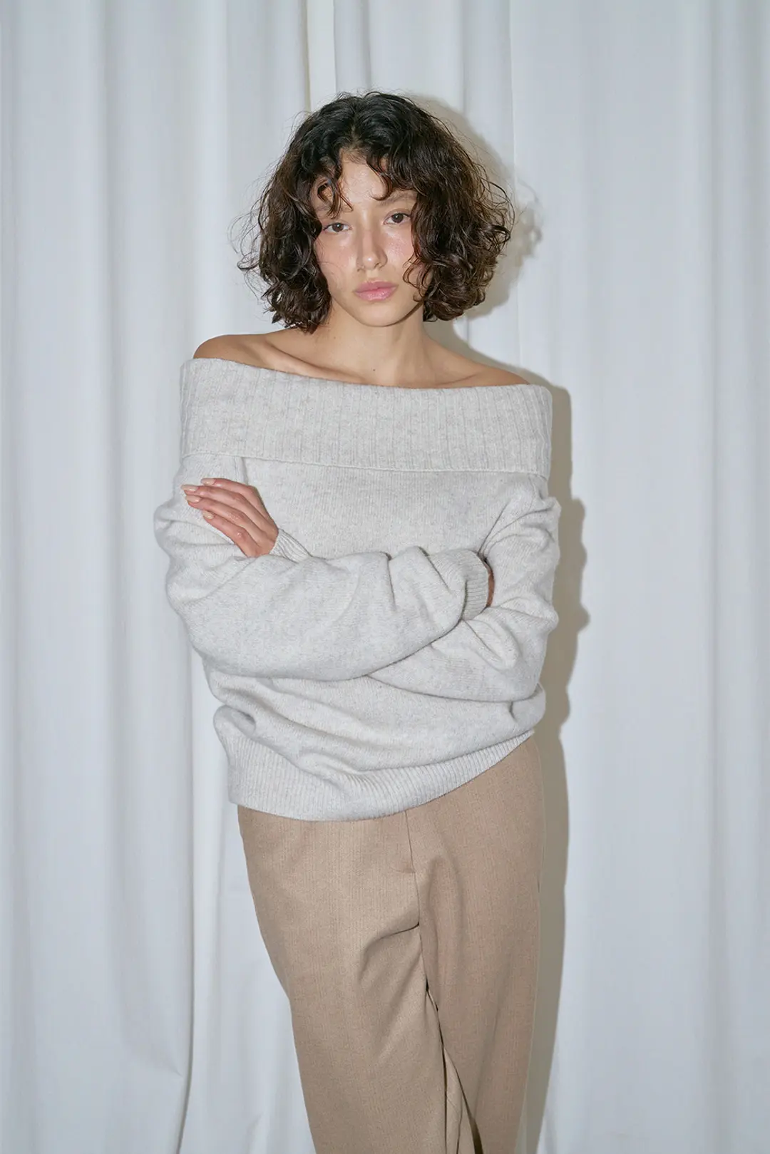 위드아웃썸머 Lissom off-shoulder knit_oatmeal 상품 이미지 2