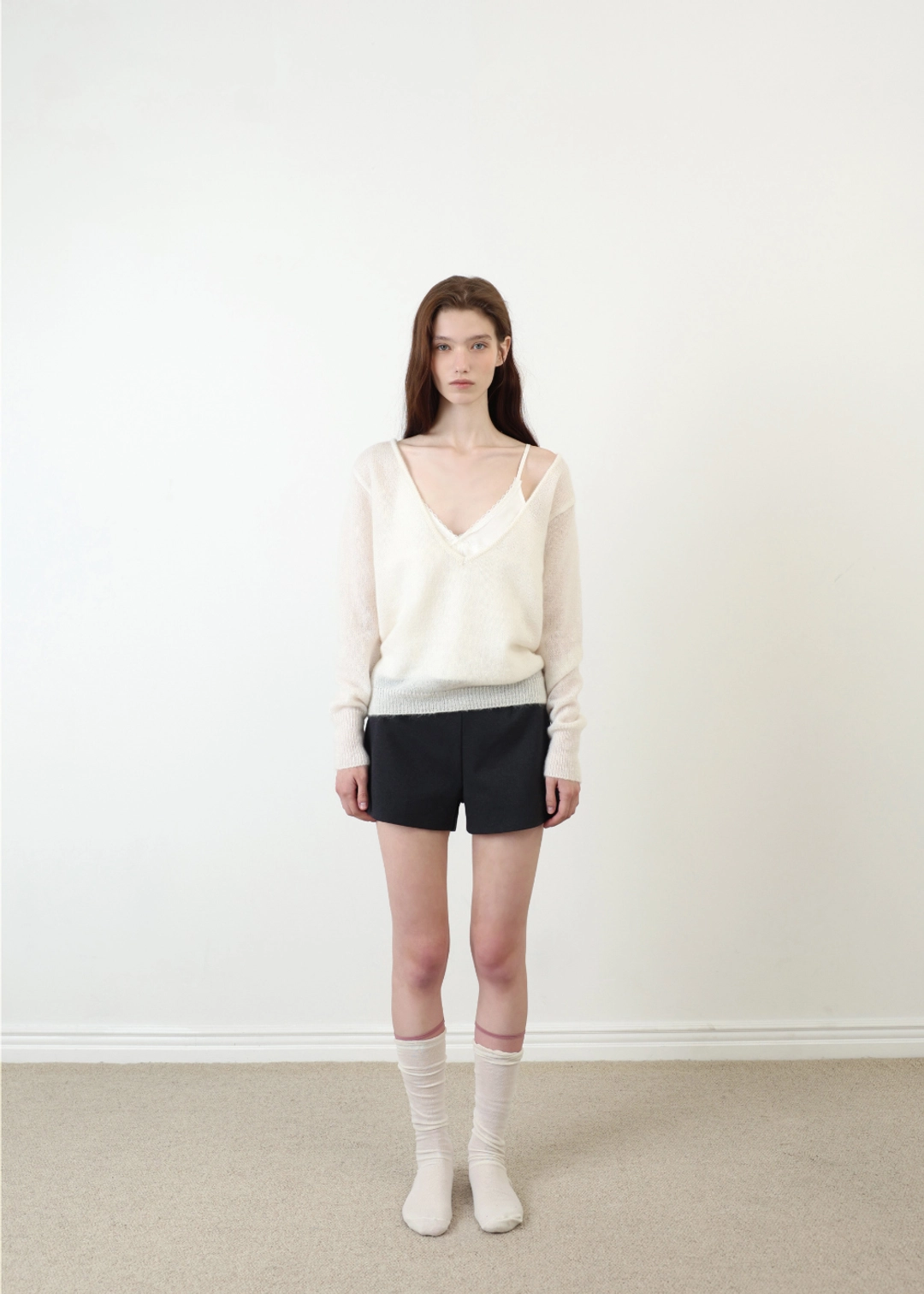 르베인 Deli Deep V-Neck Knit(Lavender Pink) 상품 이미지 1