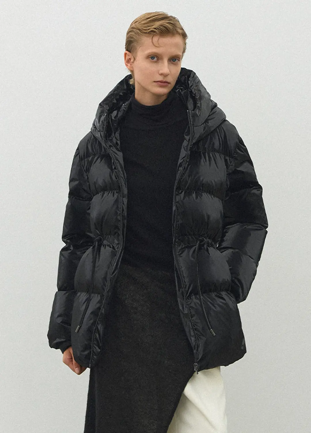 아뜰리에 나인 (JP-564)HOOD GLOSSY DOWN JUMPER 상품 이미지 1