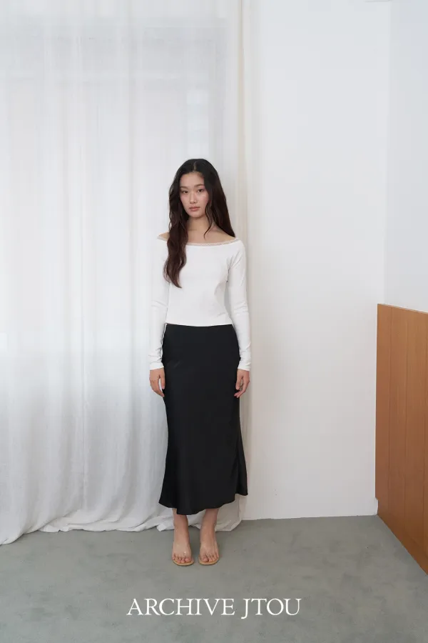 뮤즈 새틴 스커트 (black)