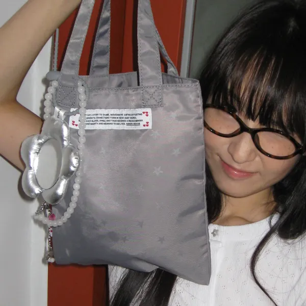 PETIT NYLON TOTE BAG SILVER STAR