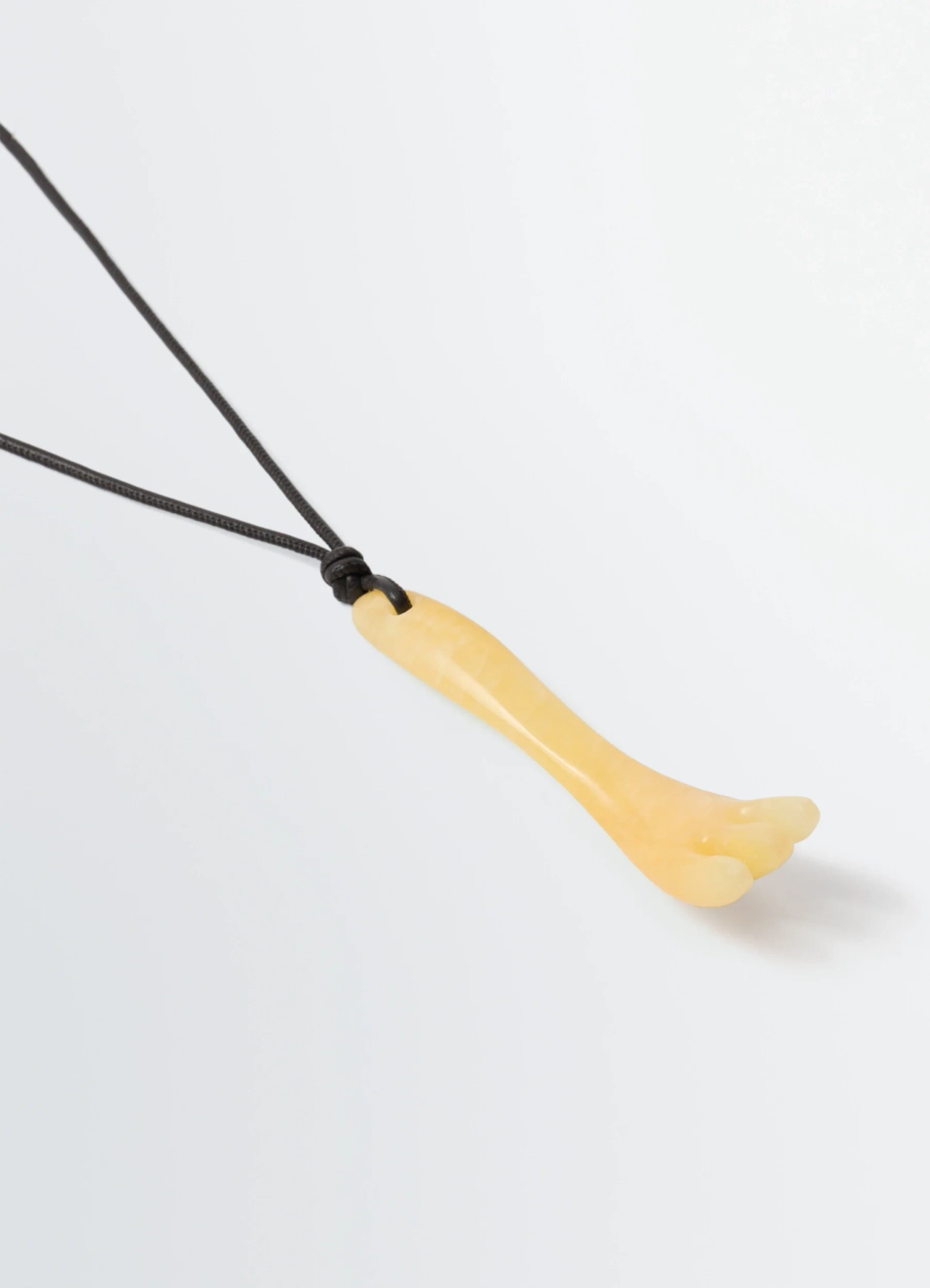 르메르 GUA SHA FORK NECKLACE IN ARAGONITE 상품 이미지 3