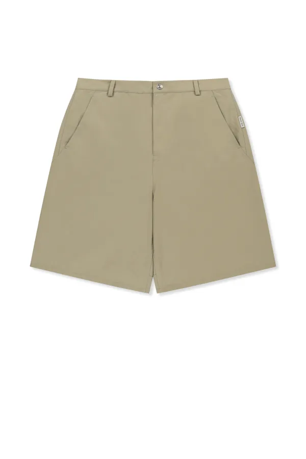 CURVED SEAM BERMUDA PANTS FOR MEN IN BEIGE