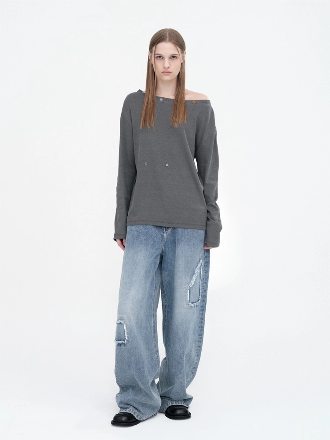 밀로 우먼 Cut Out Patch Wide Jeans [Mid Blue] 상품 이미지 2