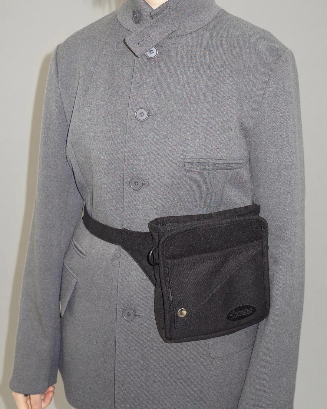 지초이 AW23 WAIST BAG (BLACK) 상품 이미지 2