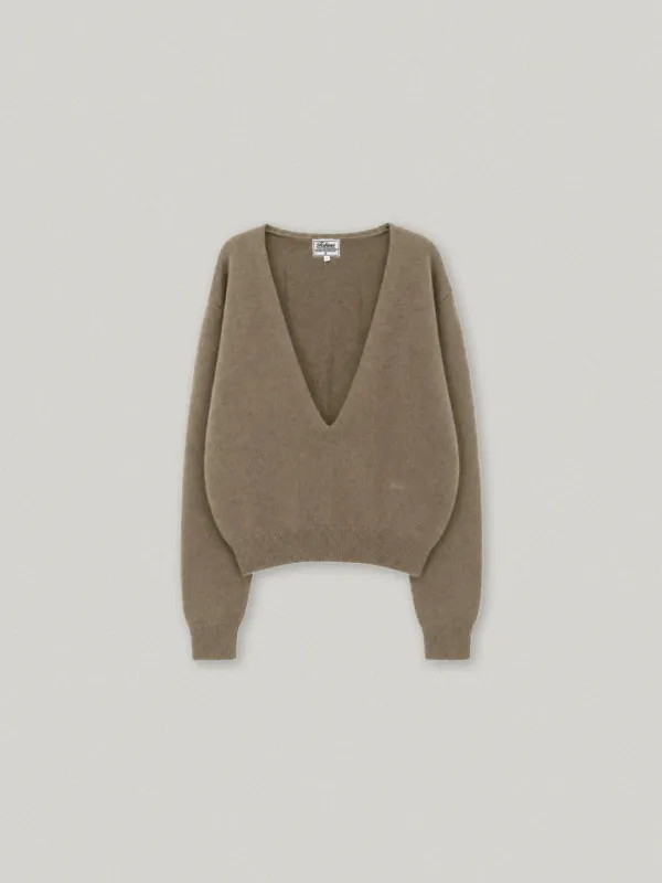 PLONGER DEEP V NECK KNIT (BROWN)