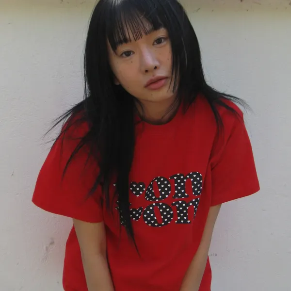 HEART LOGO BASIC FIT T SHIRT RED