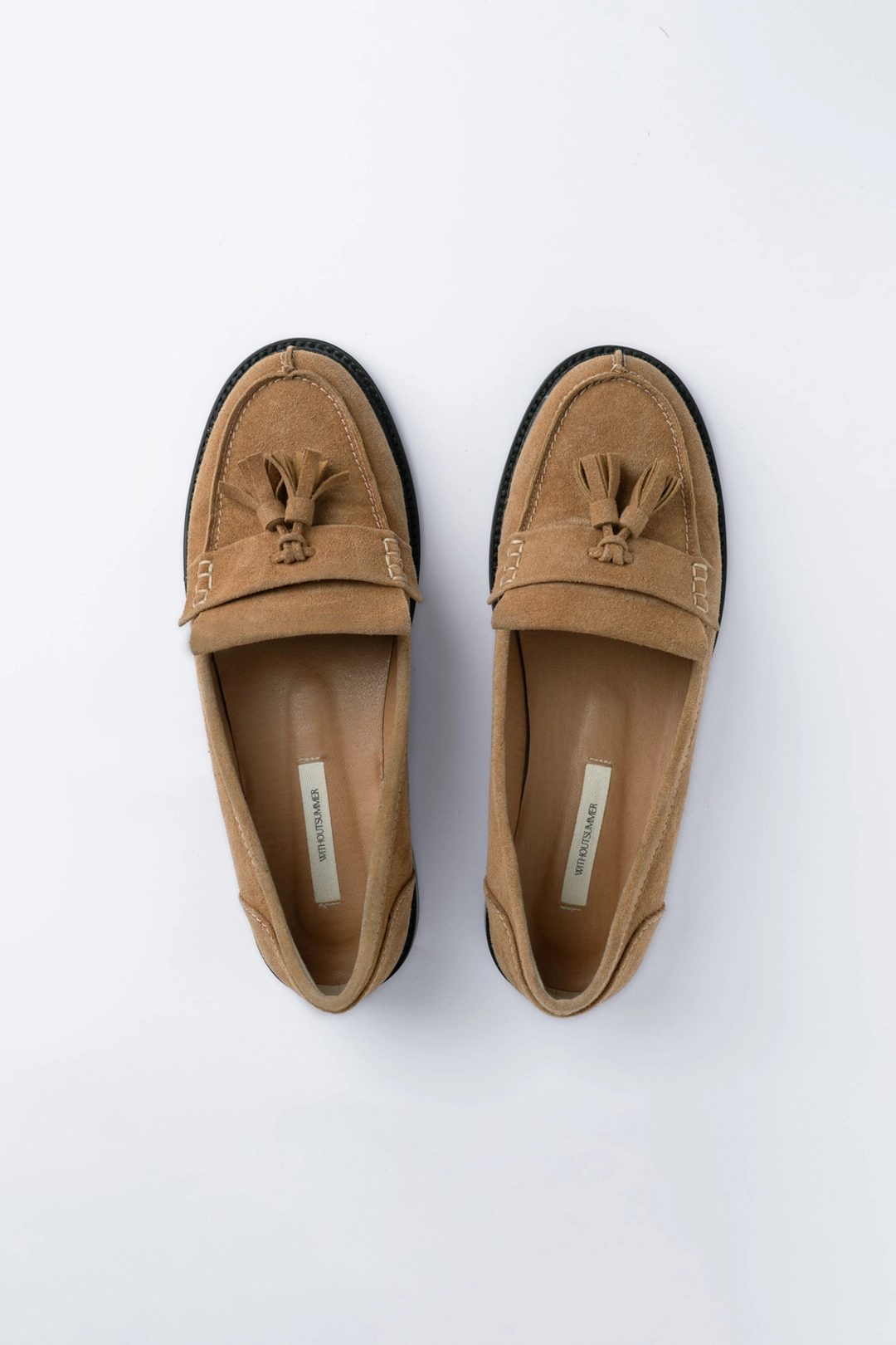 위드아웃썸머 Tassel suede loafer_beige 상품 이미지 1