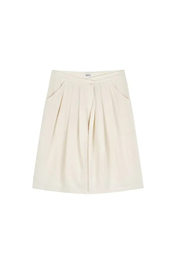 WRAP TWO-TUCK HALF PANTS (CREAM)