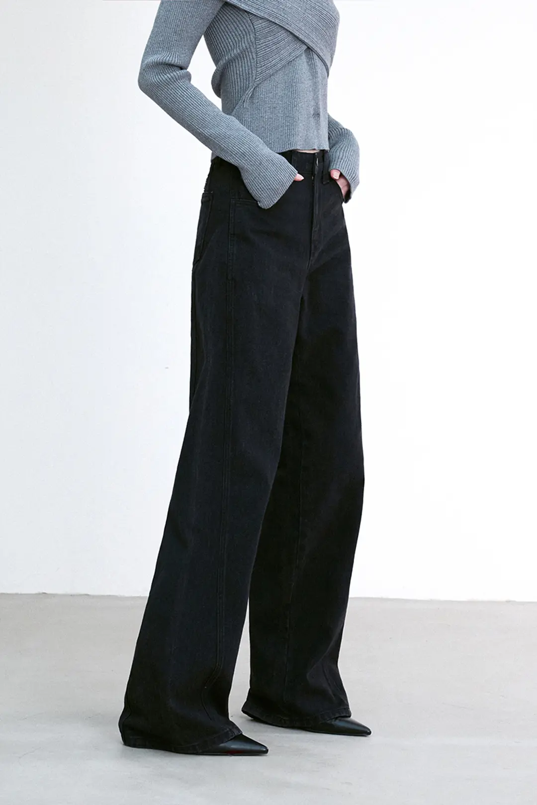 리이 [2nd] SEAM DETAIL STRAIGHT DENIM PANTS WASHED BLACK 상품 이미지 3