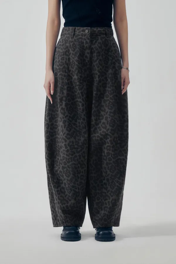 Leopard Curved Balloon Fit Denim Pants [ Multi ]