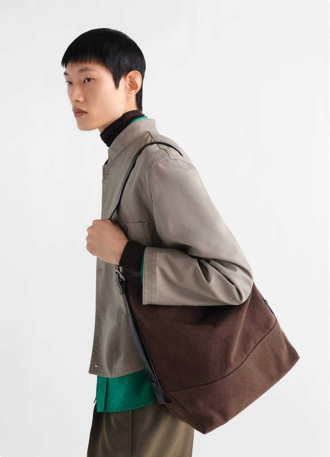 르메르 BELTED TOTE BAG IN HEAVY ECO COTTON CANVAS 상품 이미지 2