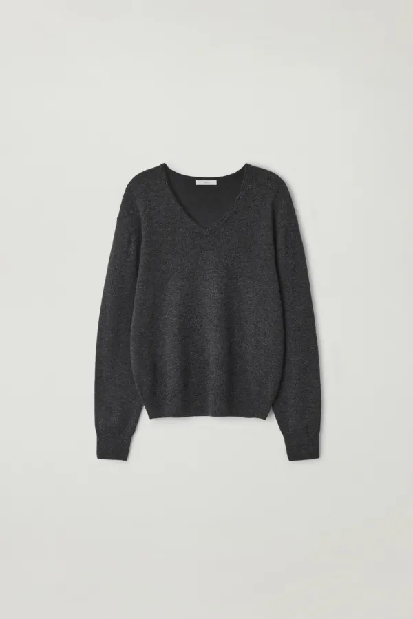 Galerie v-neck knit (Charcoal)