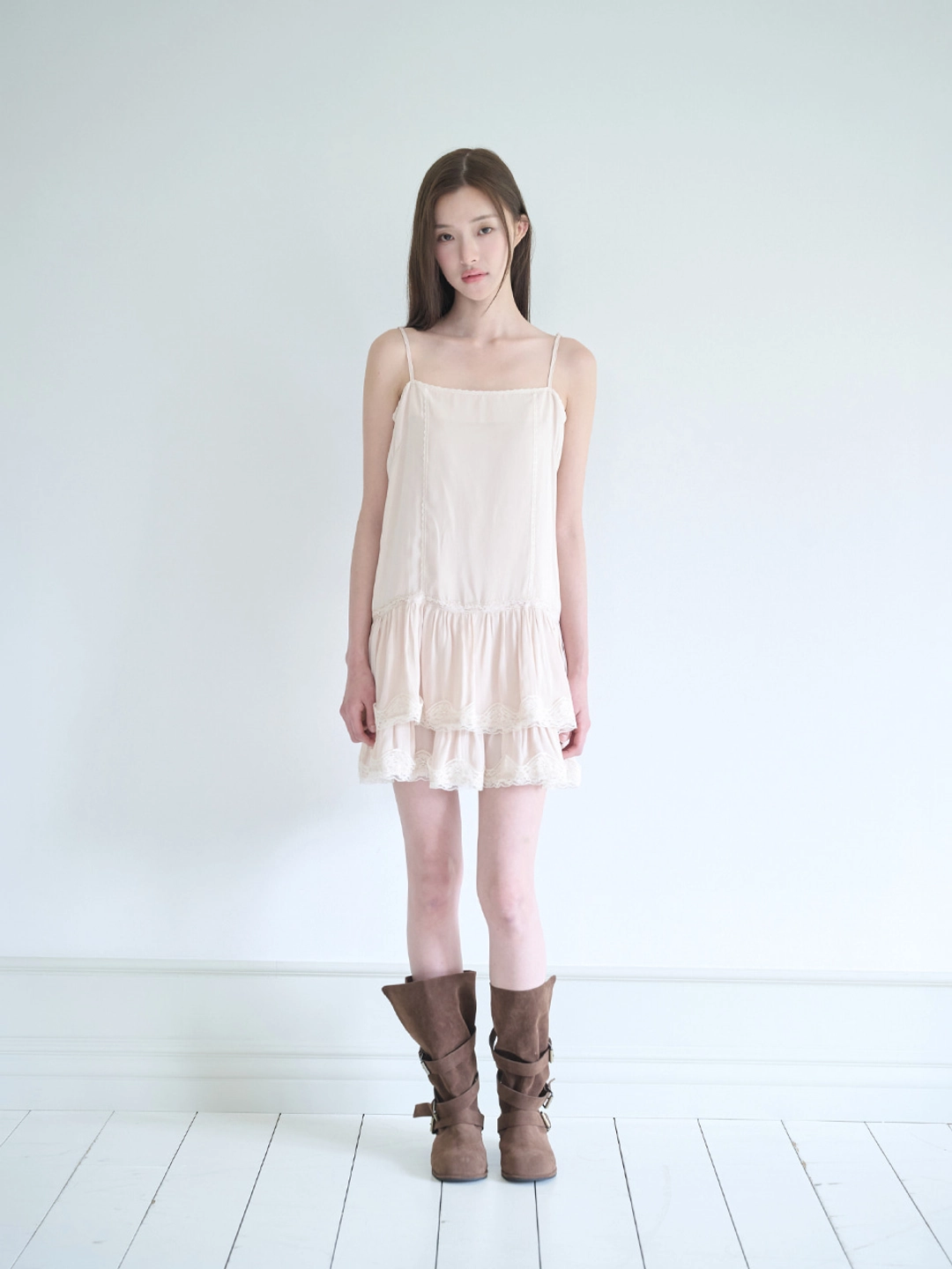 낫유어로즈 [9/23 예약배송]Lace frilly dress (Beige) 상품 이미지 1