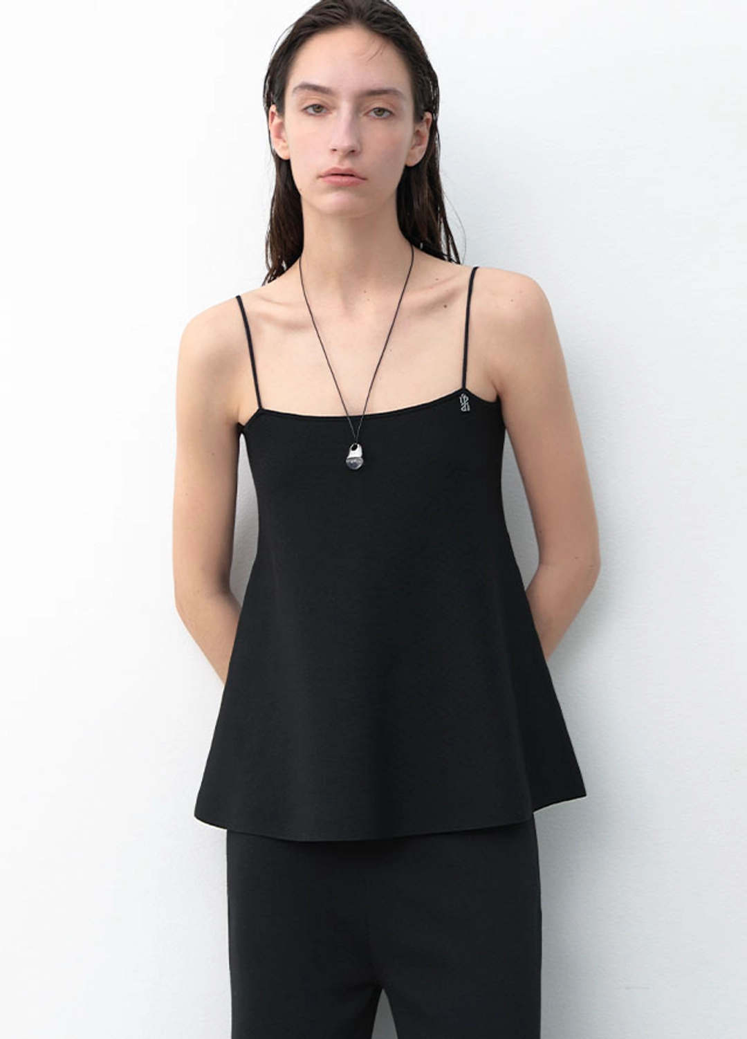 아뜰리에 나인 (T-7030)ANNA FLARE SET-UP SLEEVELESS KNIT 상품 이미지 3