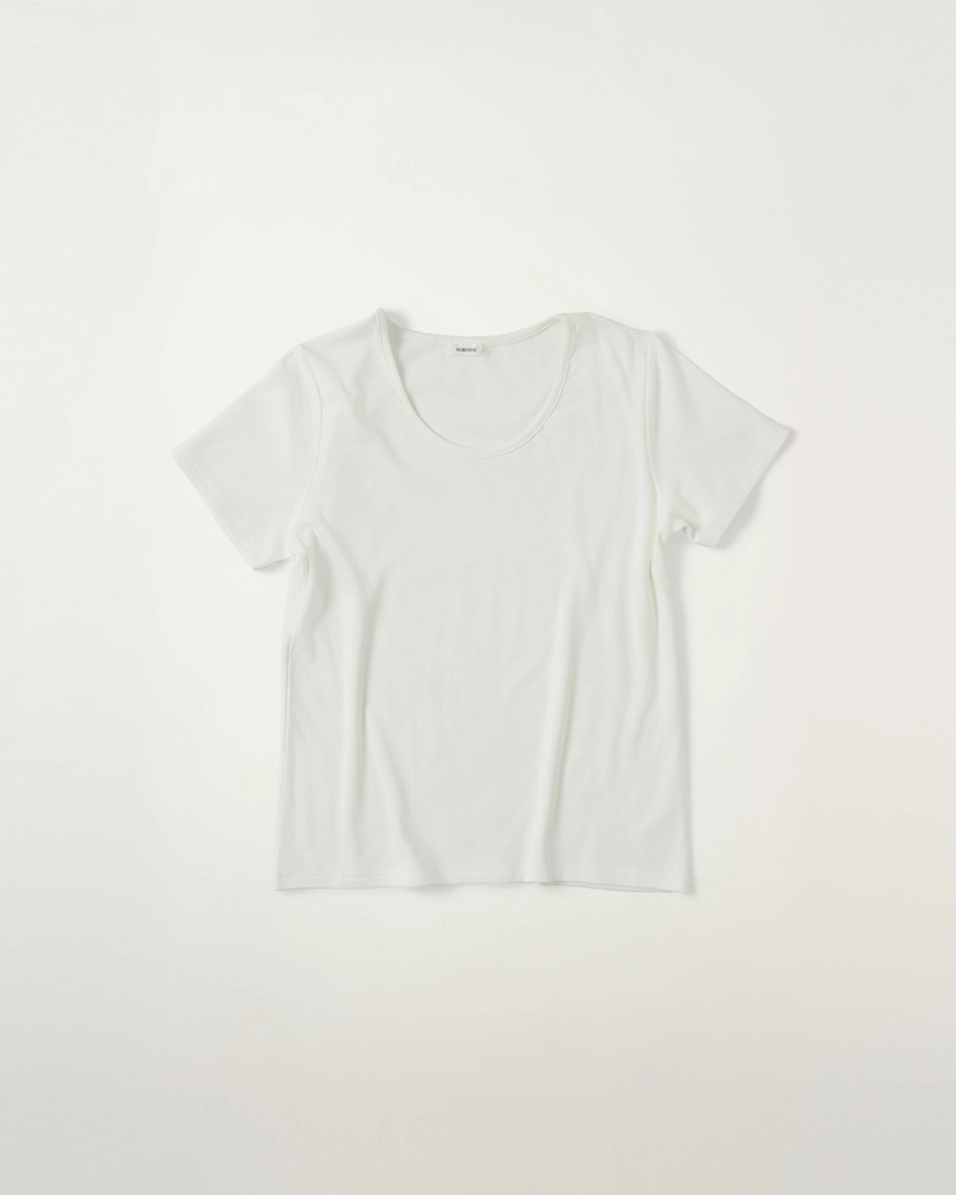 누아르나인 Soft U-Neck T-Shirt [WHITE] 상품 이미지 1