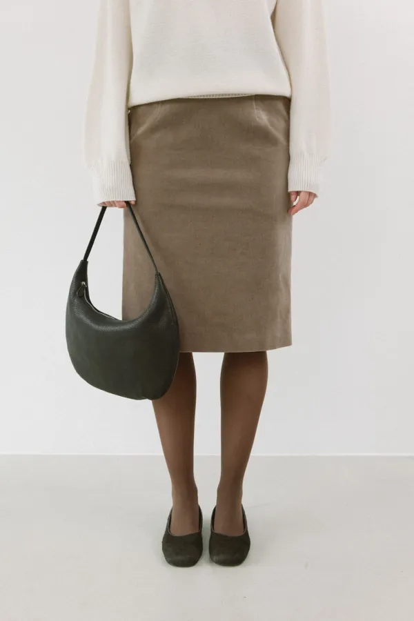 VELVET MIDI SKIRT [ BEIGE / BLACK ] 10/21 예약배송