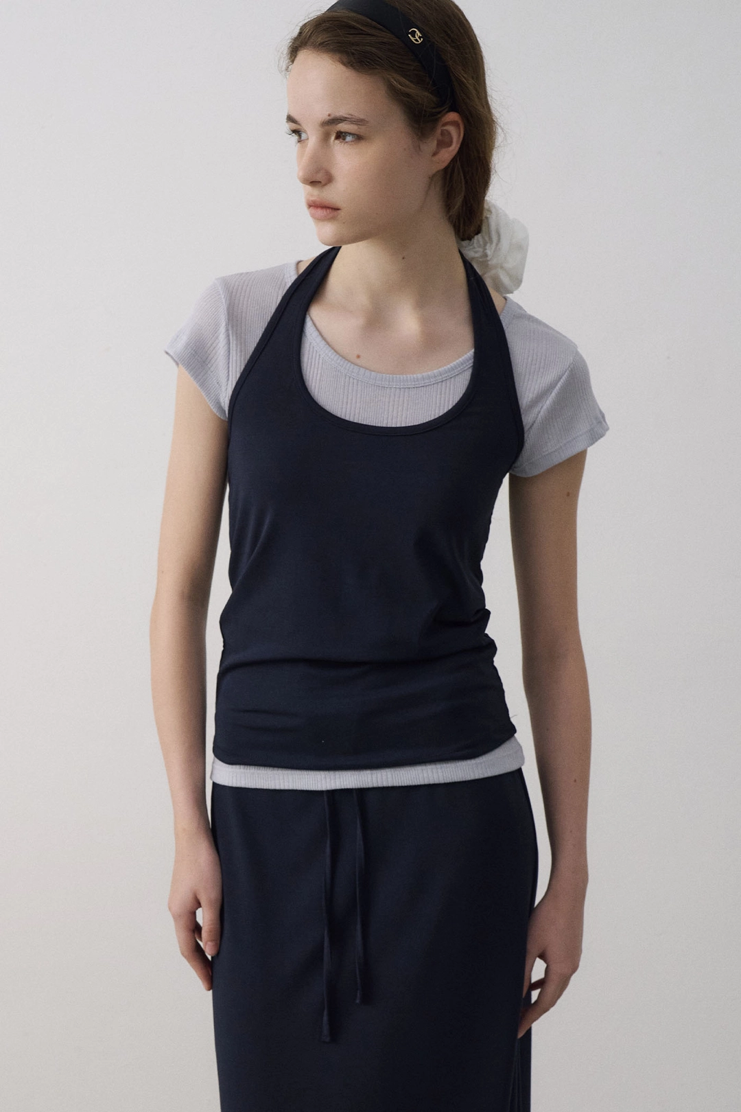 라메레이 [2차 리오더]Tencel Halter Neck Sleeveless[LMBFSUTT624]-Navy 상품 이미지 1