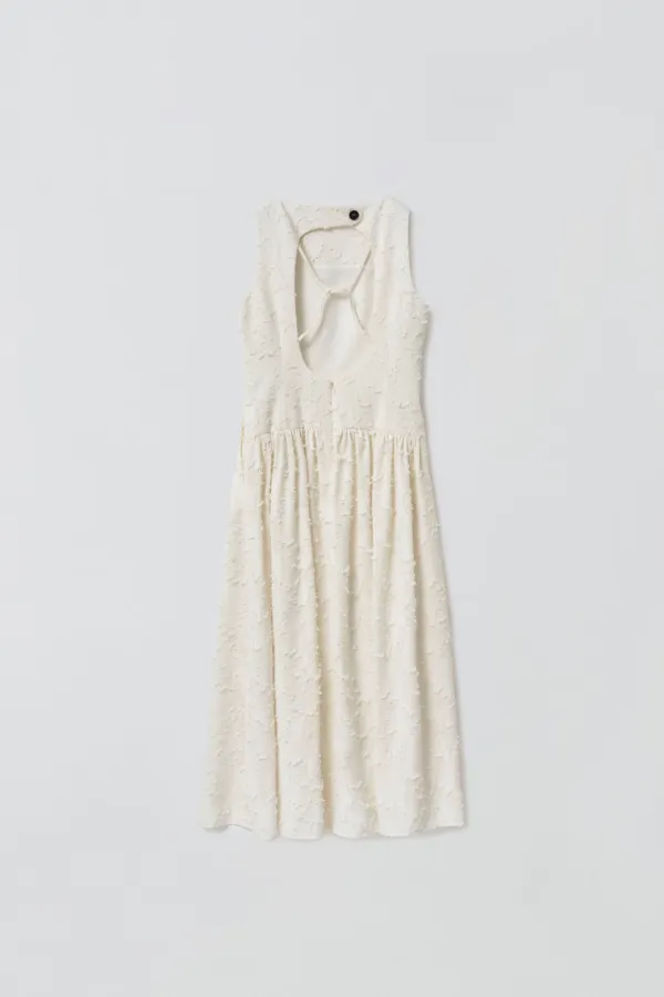 [1차 리오더] BACK HOLE DRESS_IVORY