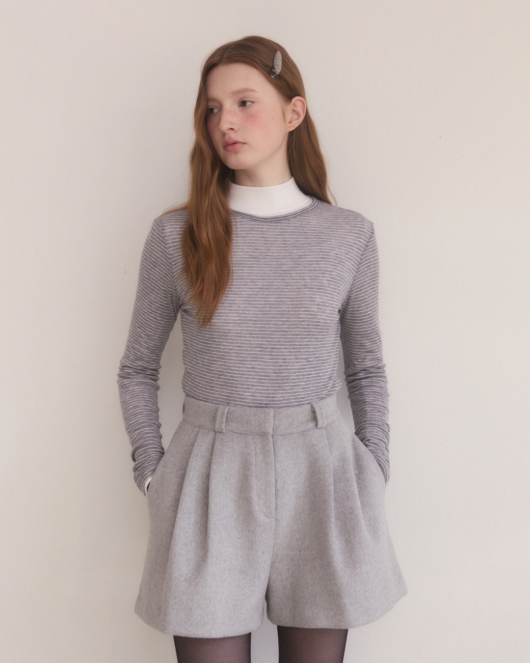 어다울 Woolen pintuck short pants - light grey 상품 이미지 3