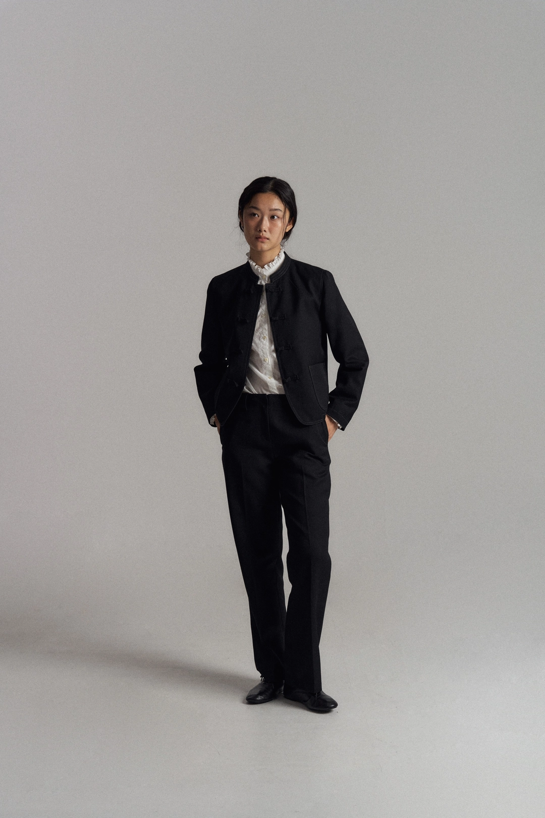 블로어 Classic Straight Fit Wool Pants (Black) 상품 이미지 1