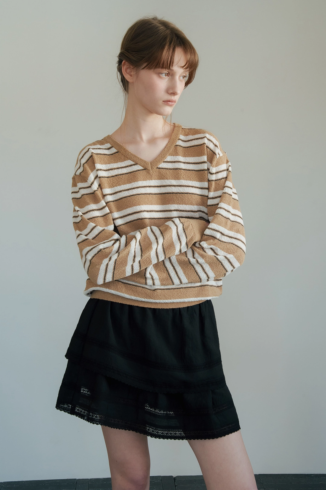 샤드라마 CREAMY STRIPE V-NECK KNIT [BEIGE] 상품 이미지 2