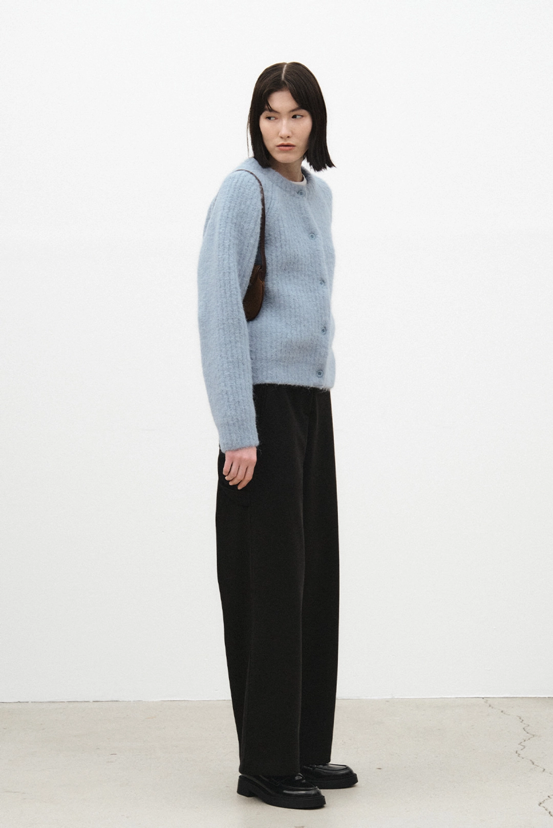 브렌다 브렌든 snug heavy cardigan - blue 상품 이미지 2
