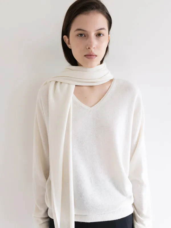 TASMANIA WOOL BLEND V-NECK KNIT [IVORY, BLACK]