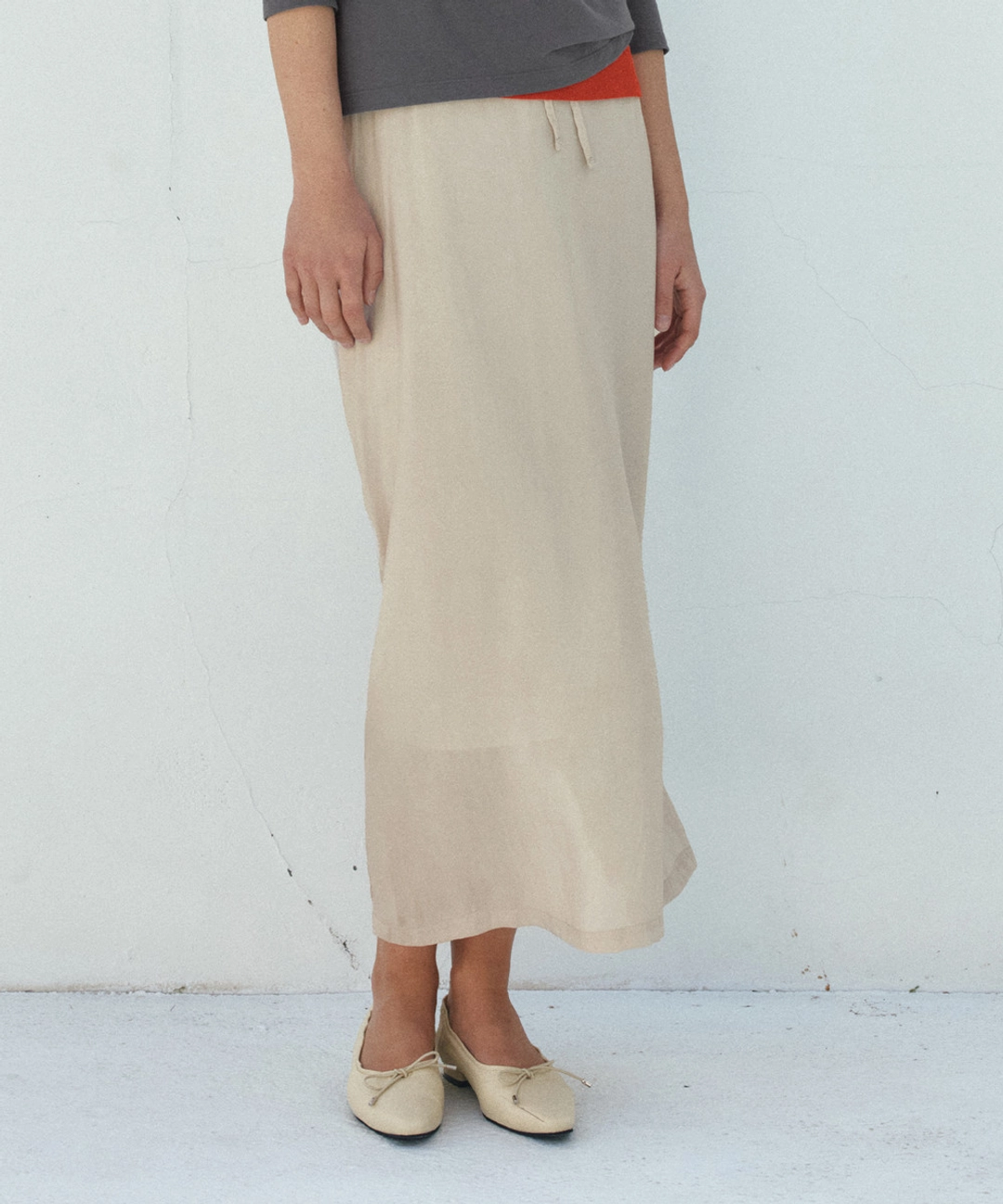 반원 아뜰리에 P3317 실키 맥시 스커트_Light beige 상품 이미지 2