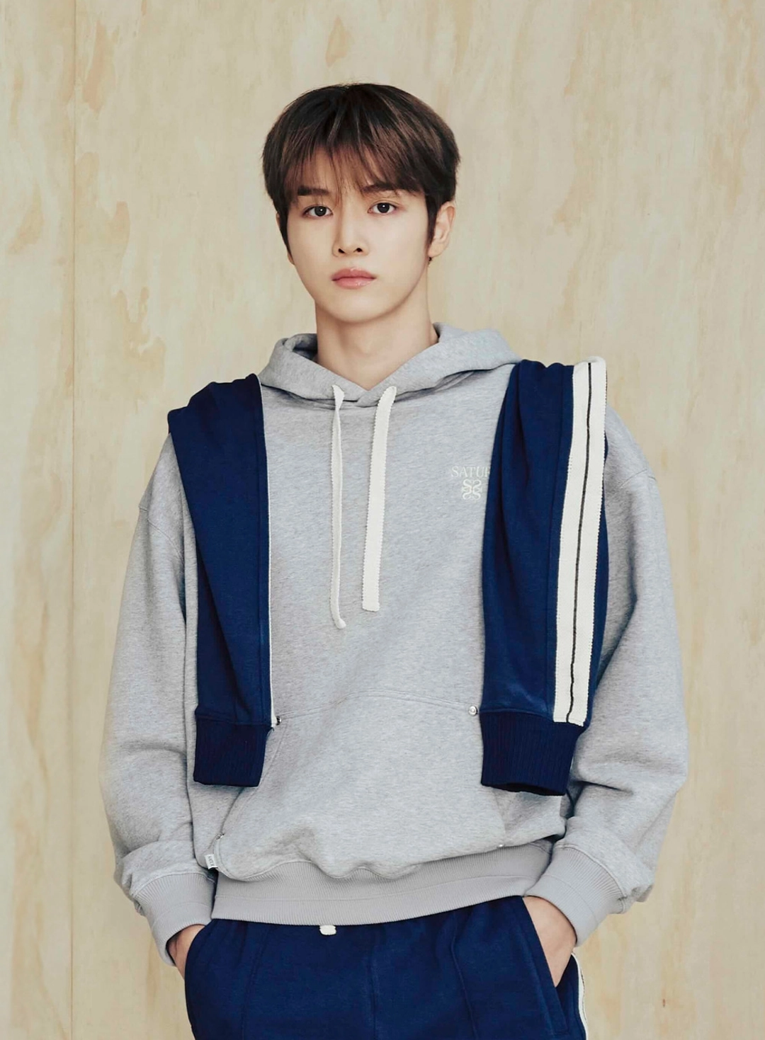 세터 [RIIZE\'s Pick] Loren Small Logo Rivet Hoodie - Melange Gray 상품 이미지 2