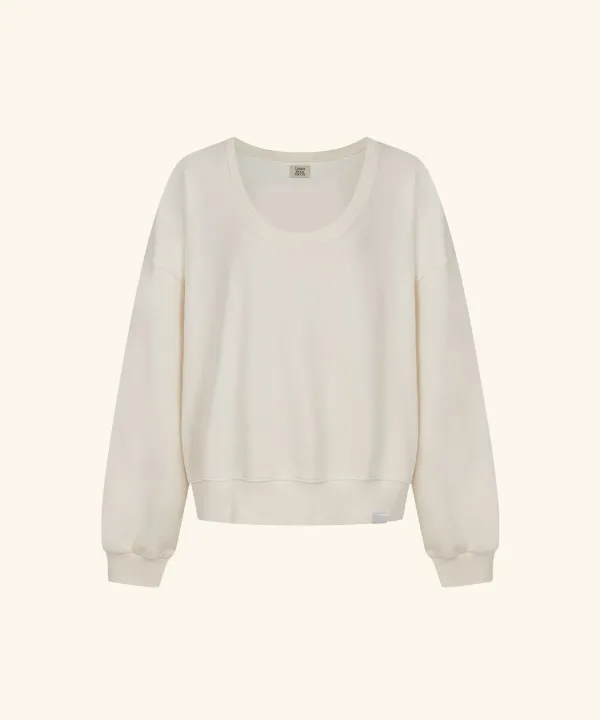 [9/22 11:00am Coming soon] Letters Deep U-Neck Sweatshirt (Cream)