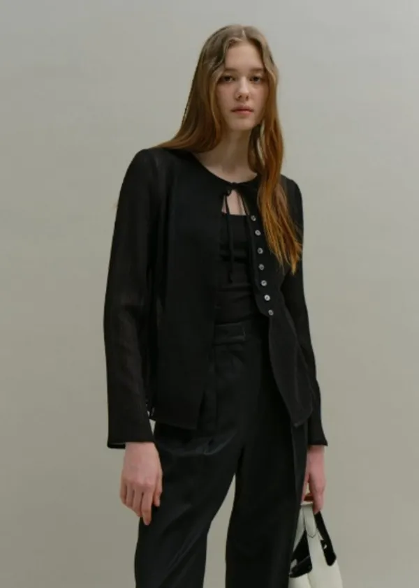 WOOL PLEATS BLOUSE (moat black)