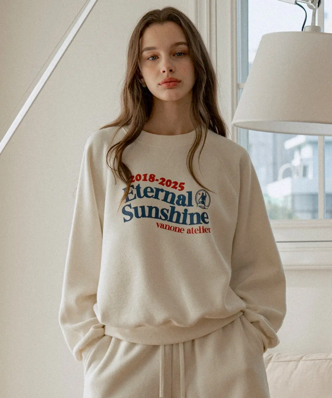 반원 아뜰리에 A3517 Eternal sunshine 스웨트 셔츠_Cream 상품 이미지 2