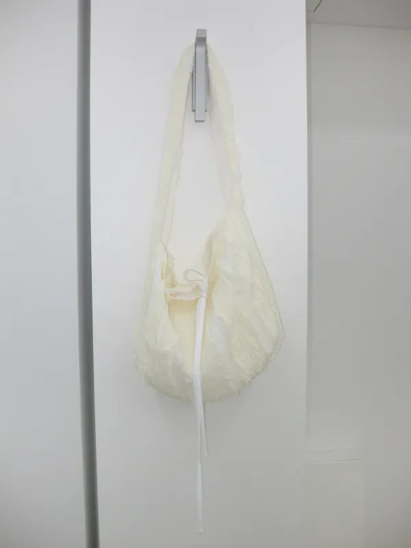 RIPPLE SHOULDER BAG, IVORY