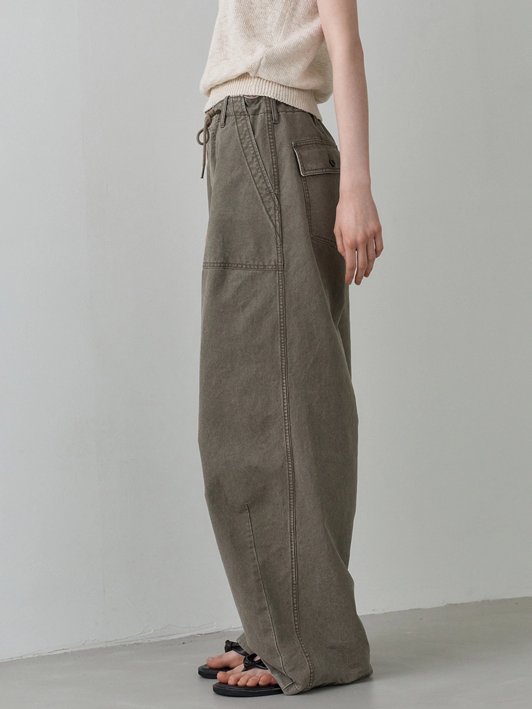 파사드패턴 스트링 퍼티그 팬츠_khaki 상품 이미지 1