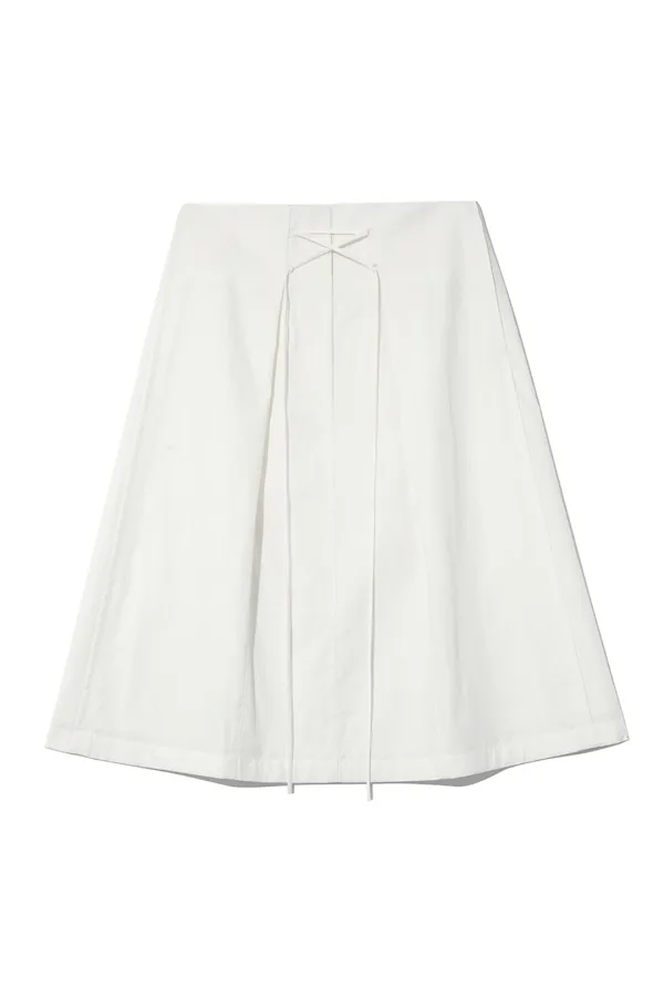 FRONT STRAP MIDI SKIRT [WHITE]