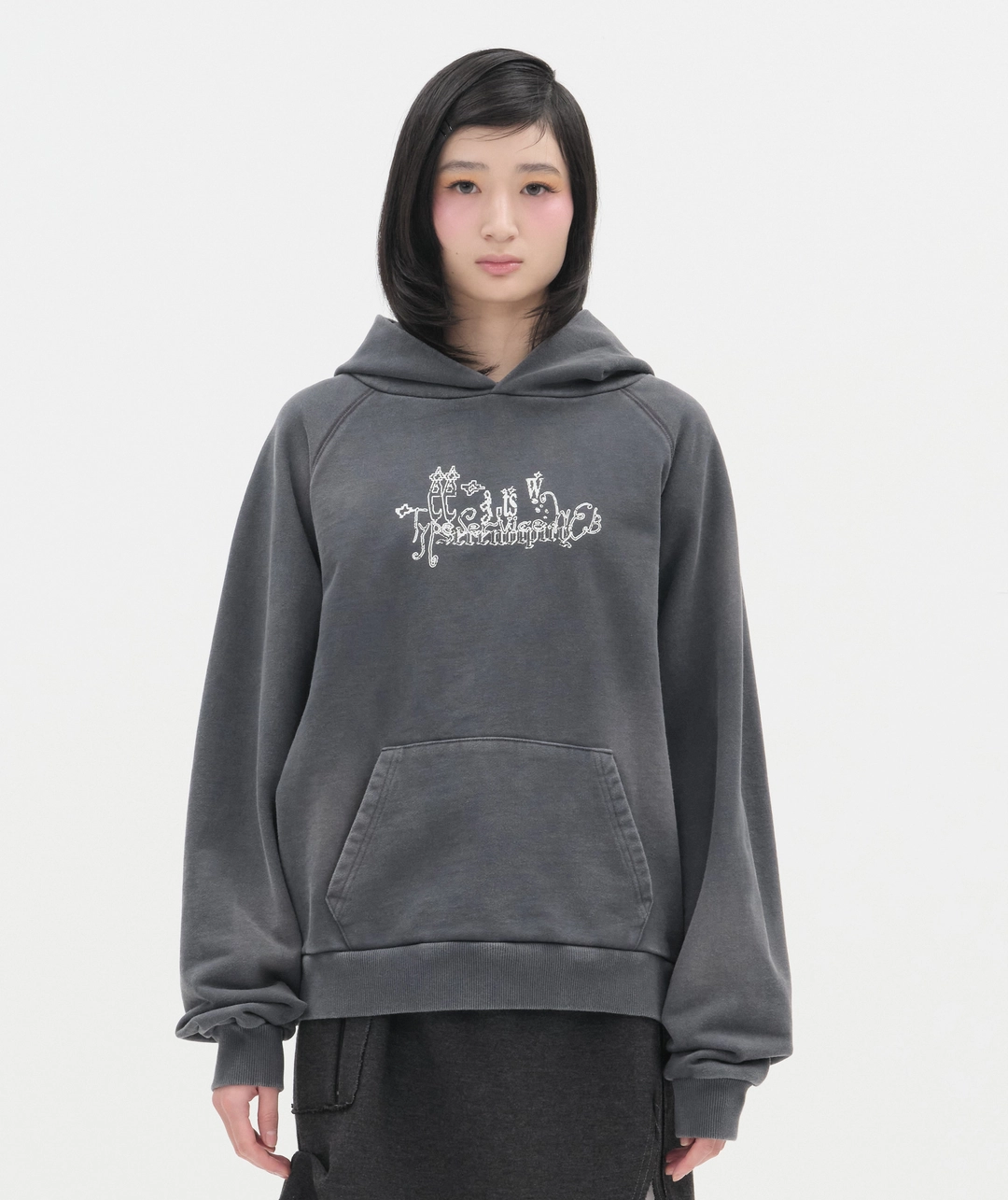 타입서비스 Washed Raglan Hoodie [Charcoal] 상품 이미지 2