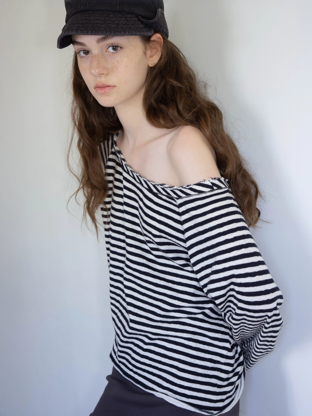 헤더먼트 vintage stripe off - shoulder tee (black) 상품 이미지 2