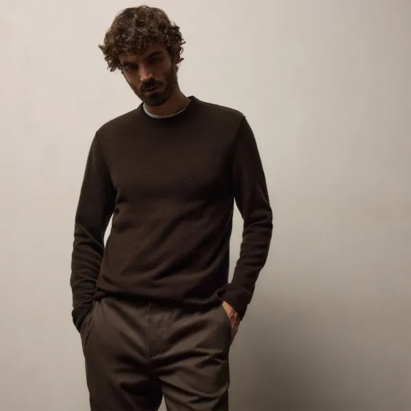 Italian Spun Cashmere Crewneck - Kona/Black