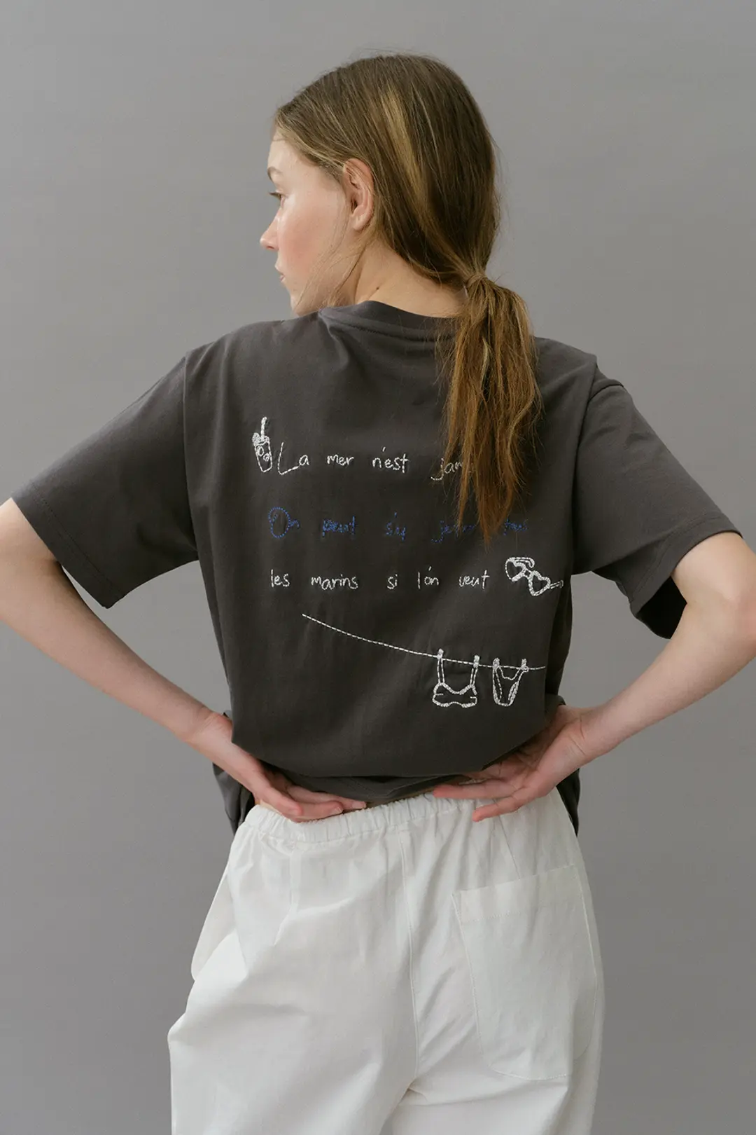 블랭크공삼 embroidery boxy t-shirt (charcoal) *6/4 예약발송 상품 이미지 2