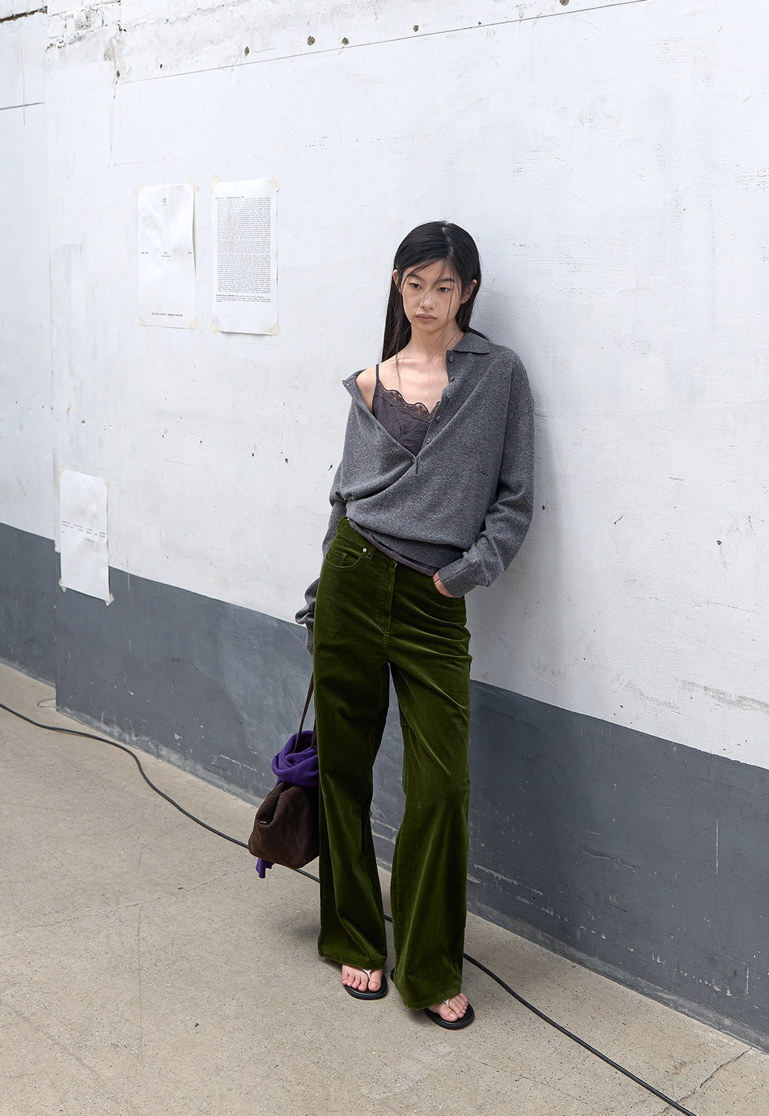 아뜰리에 나인 (T-7324)AN WOOL LOOSE FIT BUTTON COLLAR KNIT SET-UP 상품 이미지 3