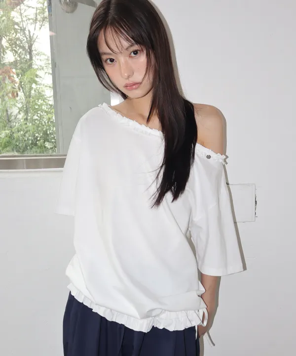 FRILL OFF SHOULDER STRING T SHIRT WHITE