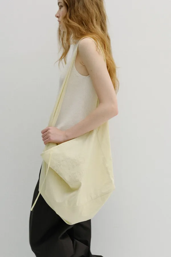embroidery big shoulder bag (lemon yellow)