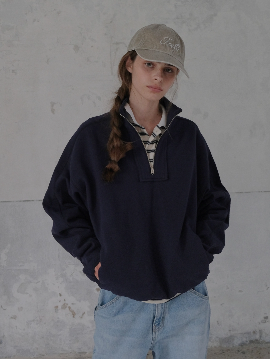 포에토 Boucle overfit half zip-up - navy 상품 이미지 2