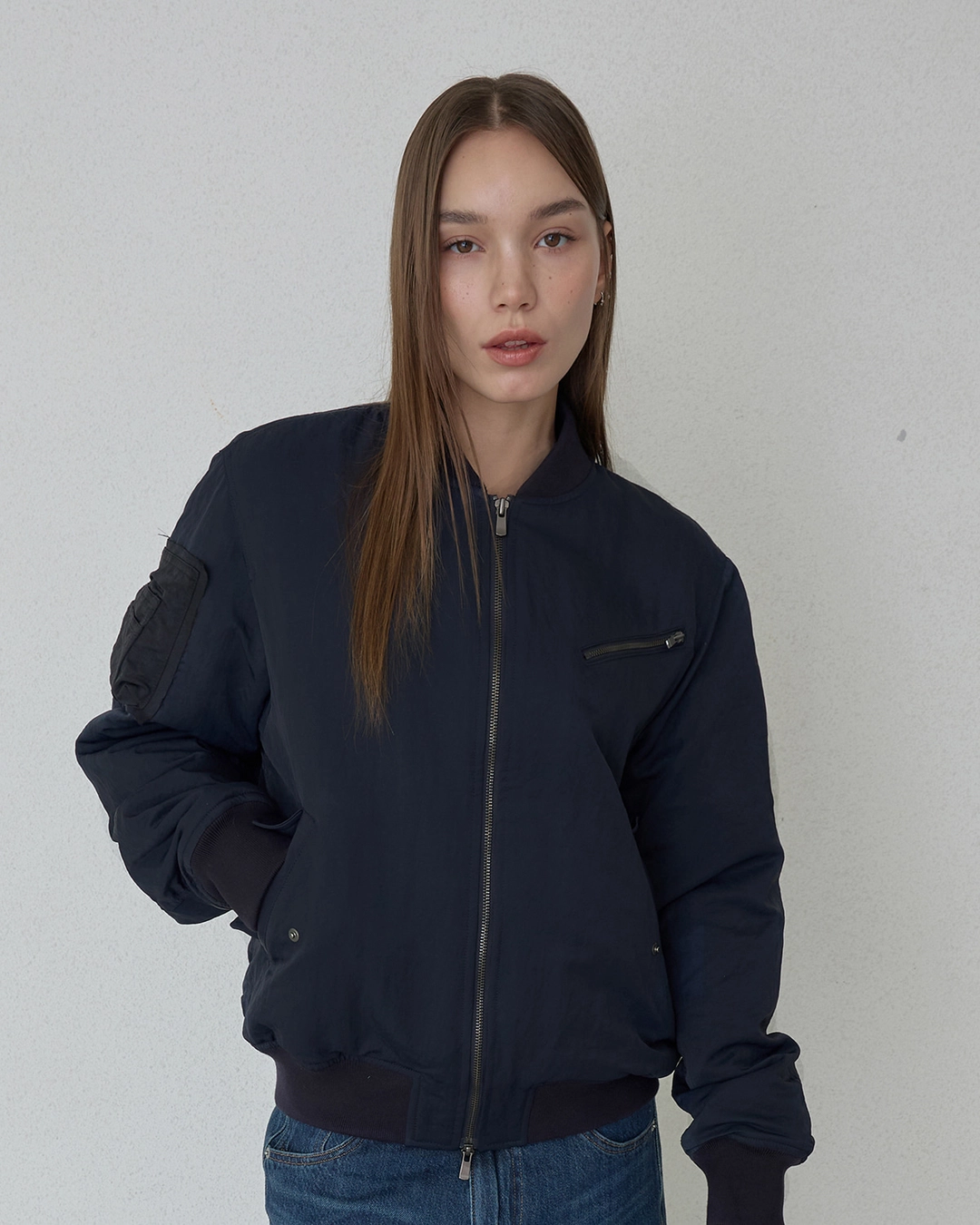 오데스 DISTRESSED OVERSIZED BOMBER JACKET - BLACK 상품 이미지 1