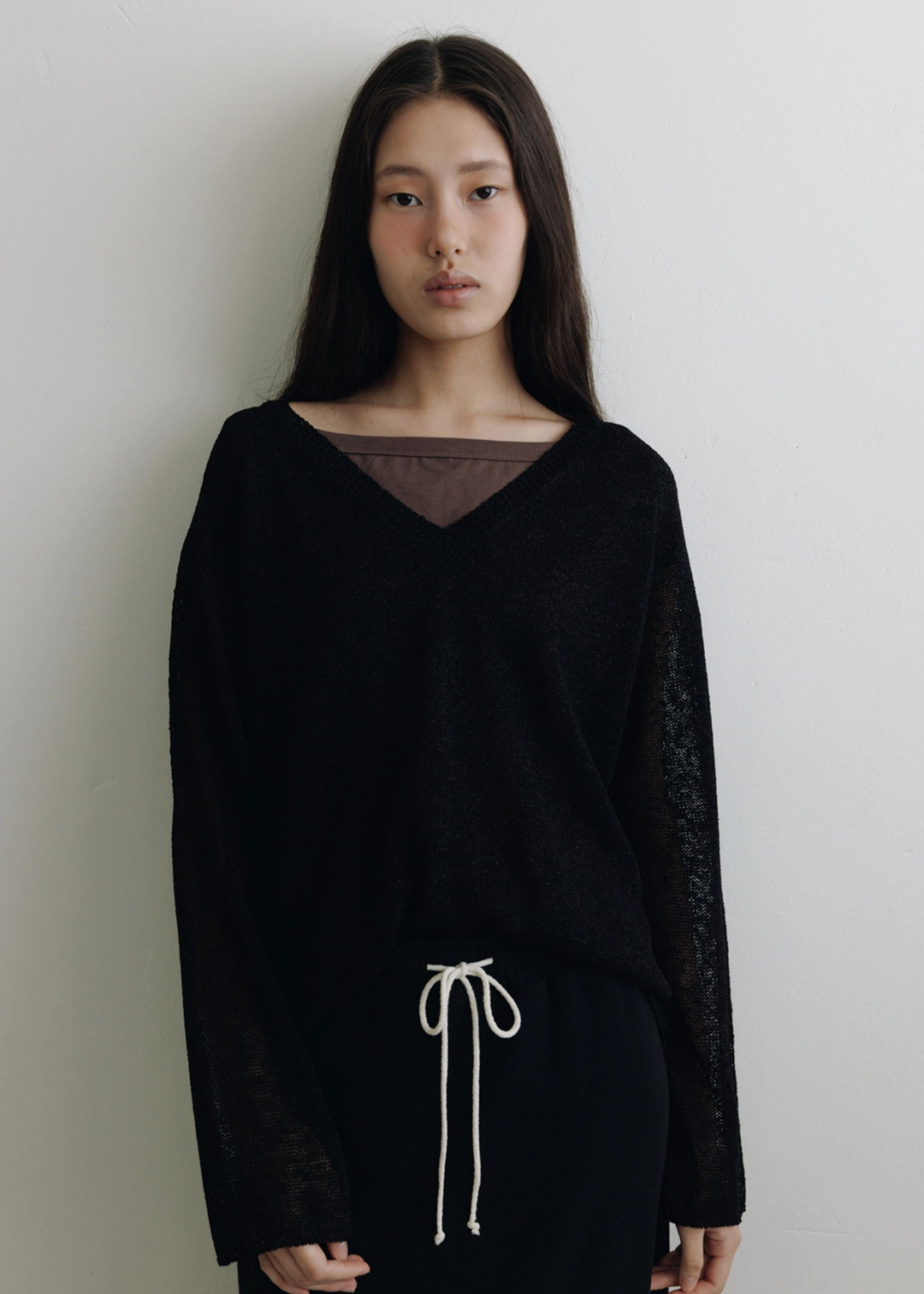 더라이 V-neck Pullover(Black) 상품 이미지 2