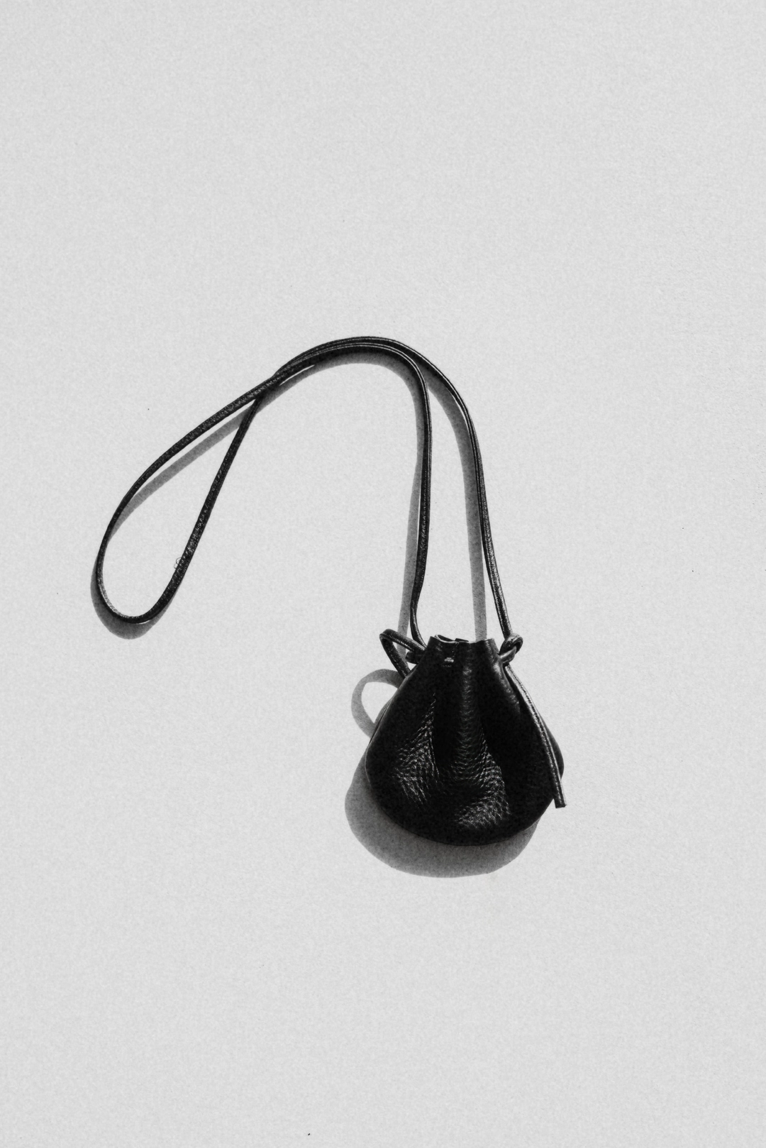 스앨더 47589_Small pouch bag 상품 이미지 2