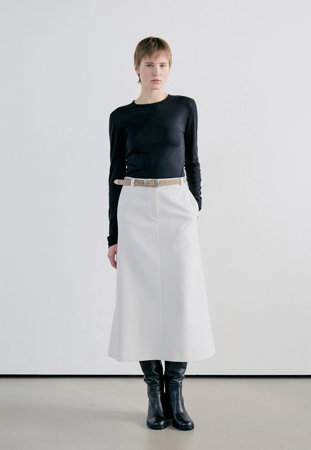 노티아 A LINE FIT LONG SKIRT - WHITE 상품 이미지 1