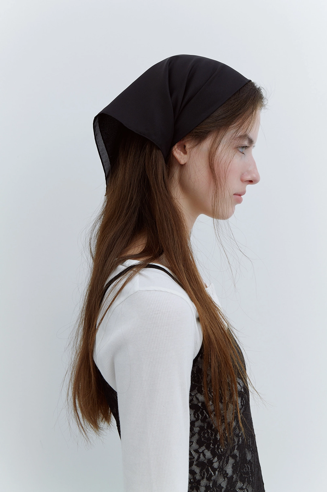 엘오61 Carmen Silk Scarf in Black 상품 이미지 1